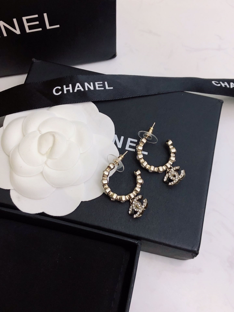 Ch**el earrings